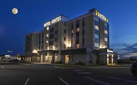 Imperia Hotel Et Suites Boucherville